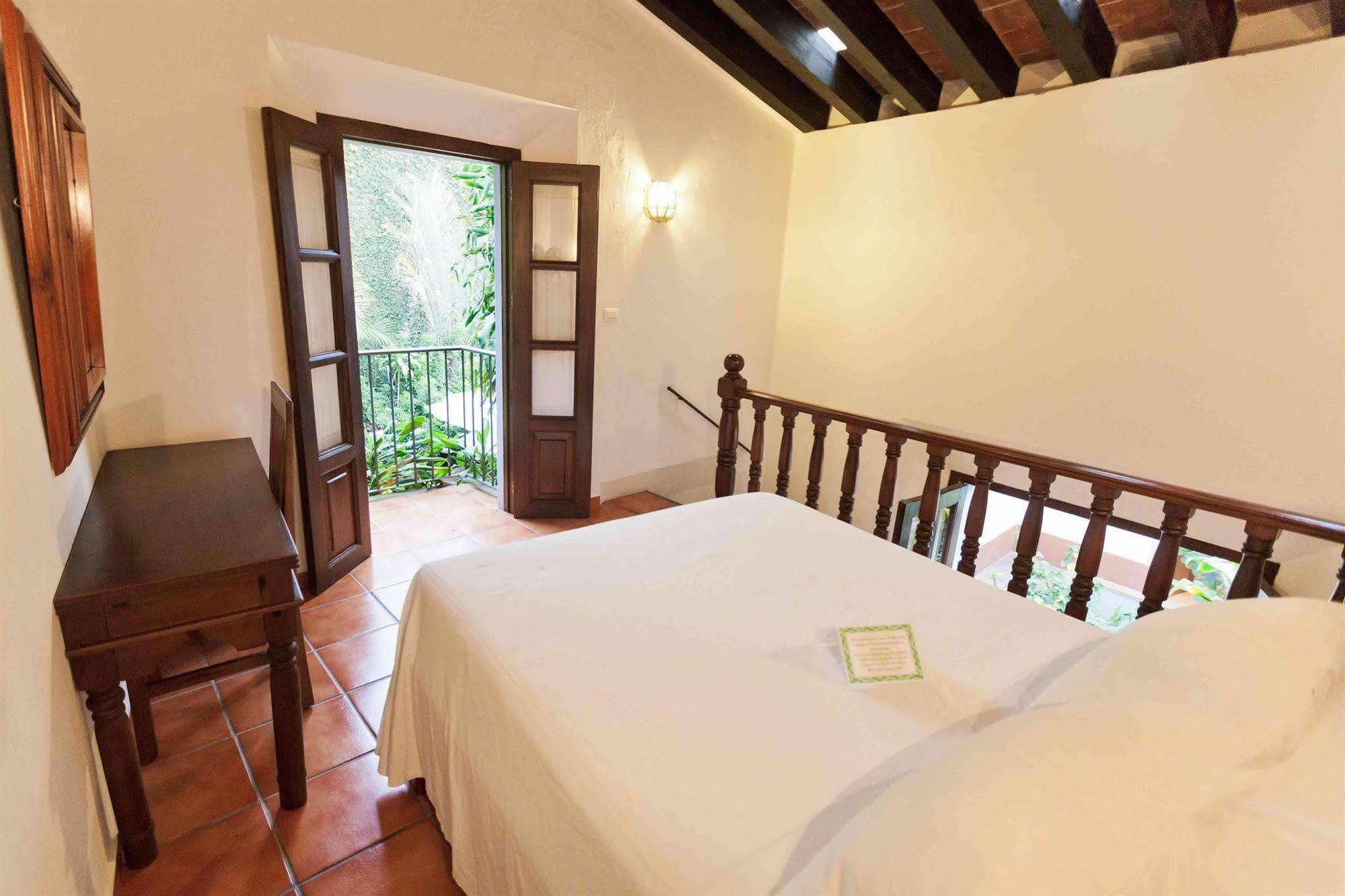 Hotel Meson Del Alferez Coatepec Esterno foto